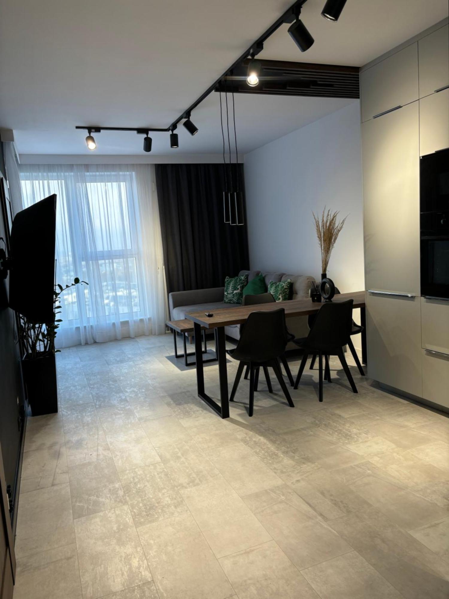 Business And Friendly Self Check-in Apartment Rzeszow
