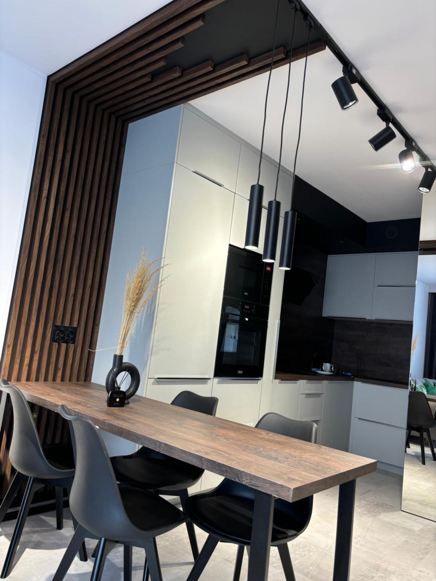 Apartment Business And Friendly Self Check-in